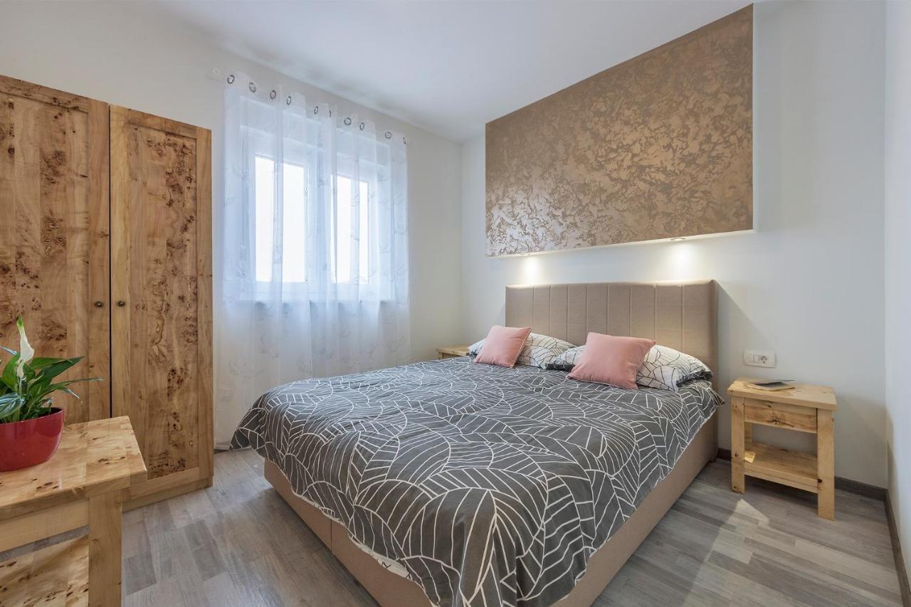 2 Bedroom Apartment Peroj Фажана Экстерьер фото